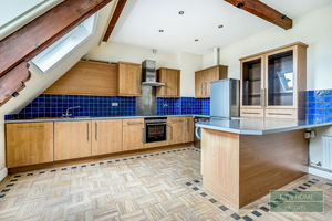 Photo 31- click for photo gallery